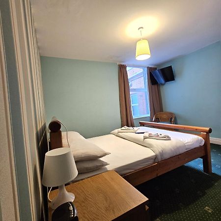 בלקפול Denville Hotel מראה חיצוני תמונה